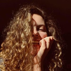 Meet your Posher, Ali